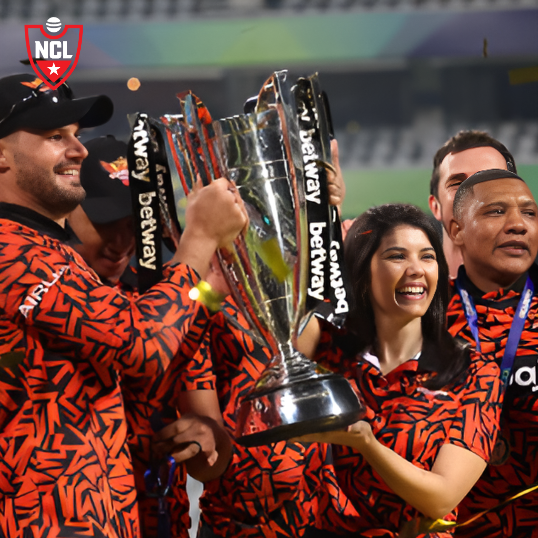 Sunrisers Eastern Cape players celebrating a wicket during the SA20 final.